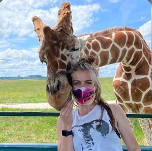 Meet your Posher, Te'a